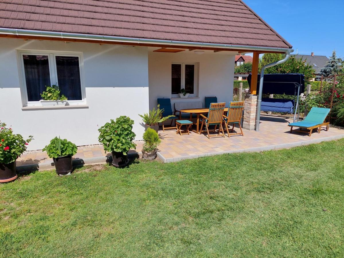 Pol-Lak Appartement Szolosgyorok Buitenkant foto