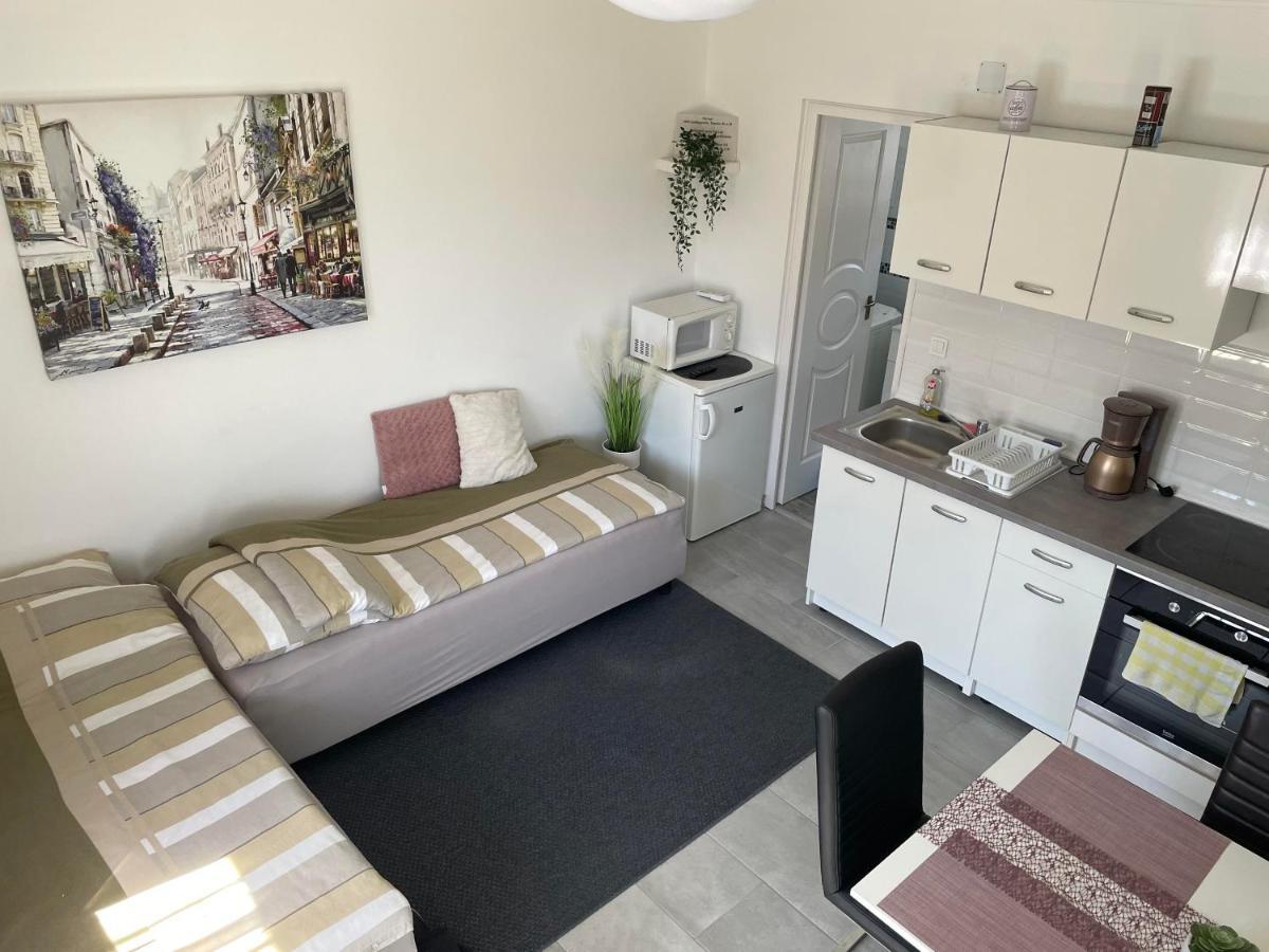 Pol-Lak Appartement Szolosgyorok Buitenkant foto